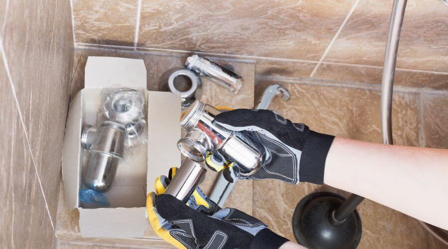 Professional gutter cleaning in Hobart, WA